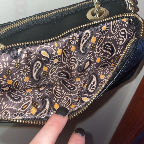 Big buhddah gold chain strap double zip bag - Picture 3 of 4